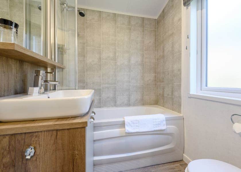 Elsham Lodge - Kenwick Woods, Louth, Lincolnshire Wolds