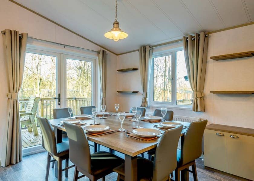 Brayford Lodge Spa - Kenwick Woods, Louth, Lincolnshire Wolds