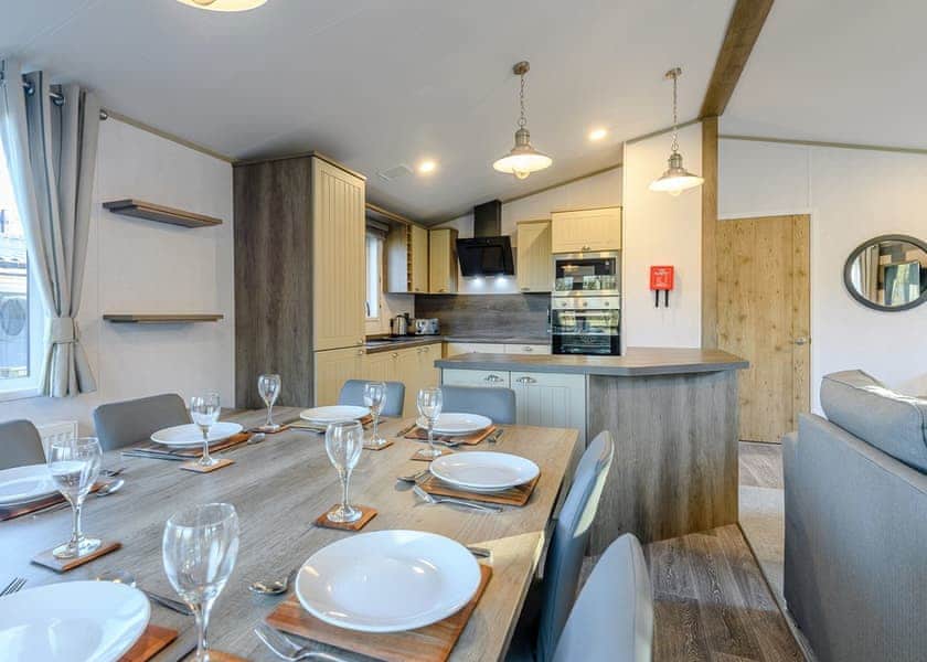 Brayford Lodge Spa - Kenwick Woods, Louth, Lincolnshire Wolds