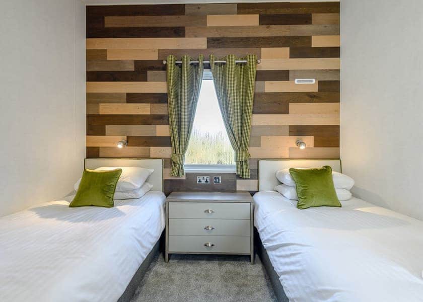 Anderby Spa - Kenwick Woods, Louth, Lincolnshire Wolds