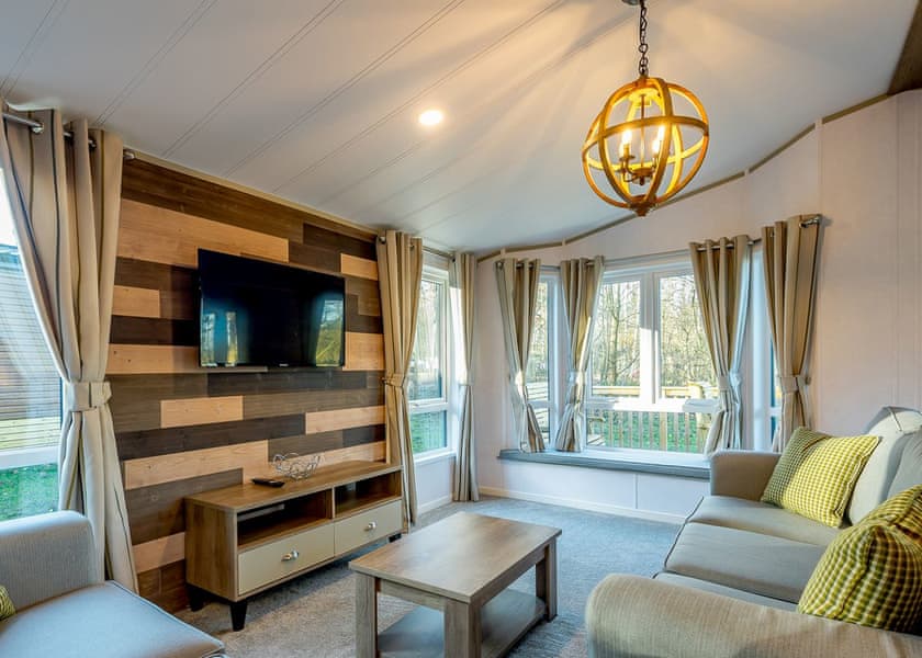 Brayford Lodge Spa (Pet) - Kenwick Woods, Louth, Lincolnshire Wolds