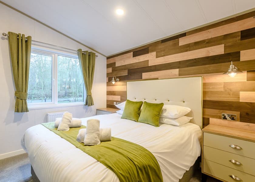 Brayford Lodge Spa (Pet) - Kenwick Woods, Louth, Lincolnshire Wolds