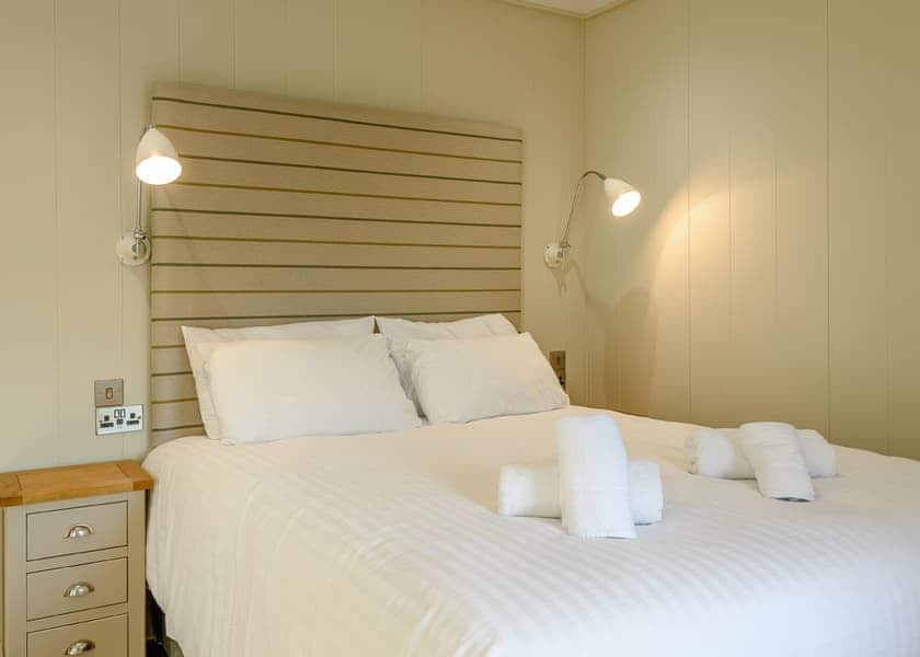 Tennyson Spa (Pet) - Kenwick Woods, Louth, Lincolnshire Wolds