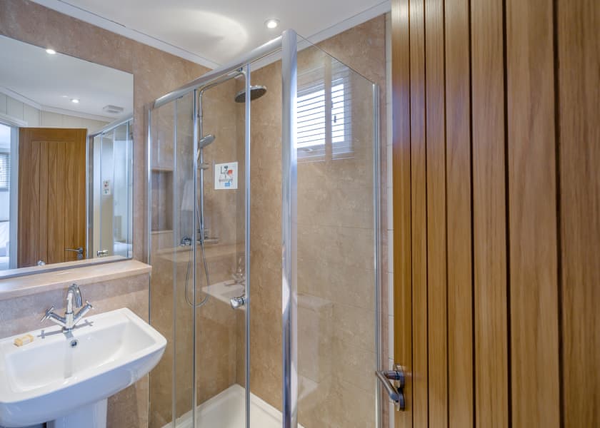 Coleridge Premier Select - Keswick Reach Lodge Retreat, Bewaldeth, Keswick