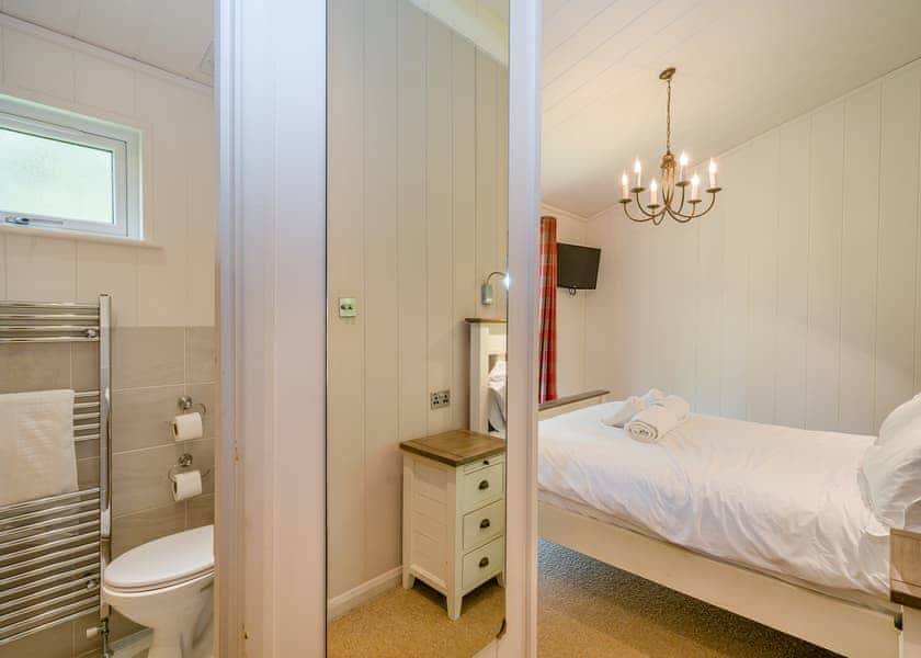 Uvedale - Keswick Reach Lodge Retreat, Bewaldeth, Keswick