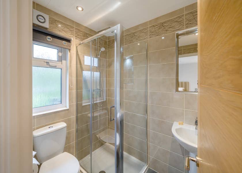 Uvedale - Keswick Reach Lodge Retreat, Bewaldeth, Keswick