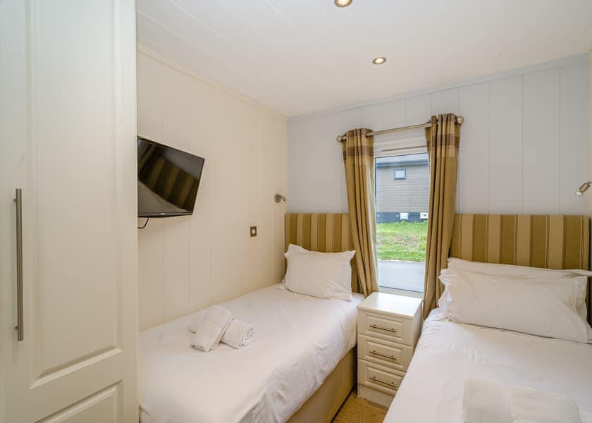 Constable Premier - Keswick Reach Lodge Retreat, Bewaldeth, Keswick