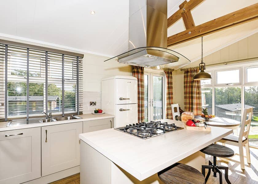 Walpole Log Burner - Keswick Reach Lodge Retreat, Bewaldeth, Keswick