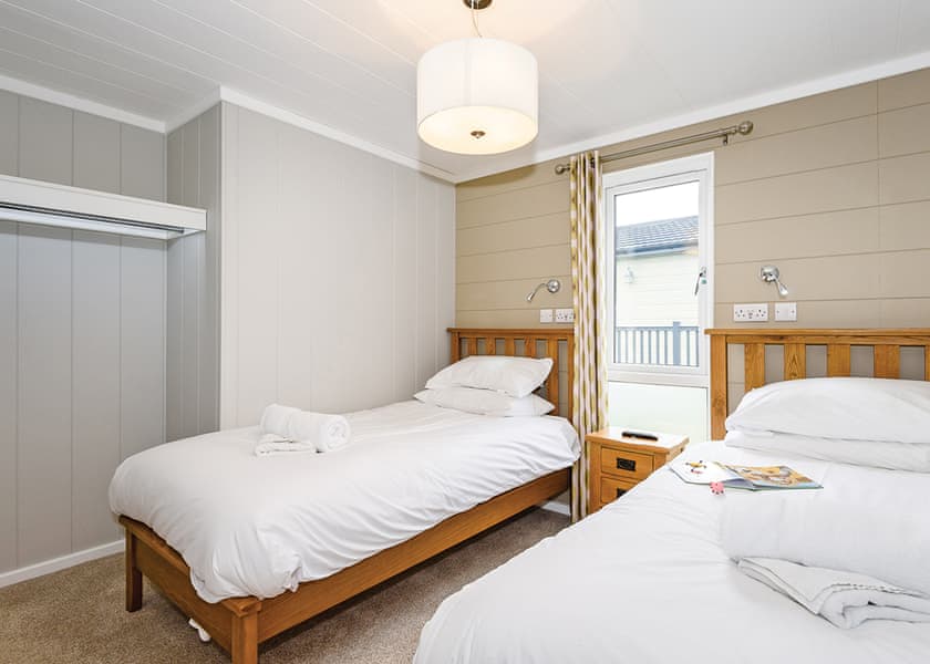 Wordsworth Log Burner - Keswick Reach Lodge Retreat, Bewaldeth, Keswick