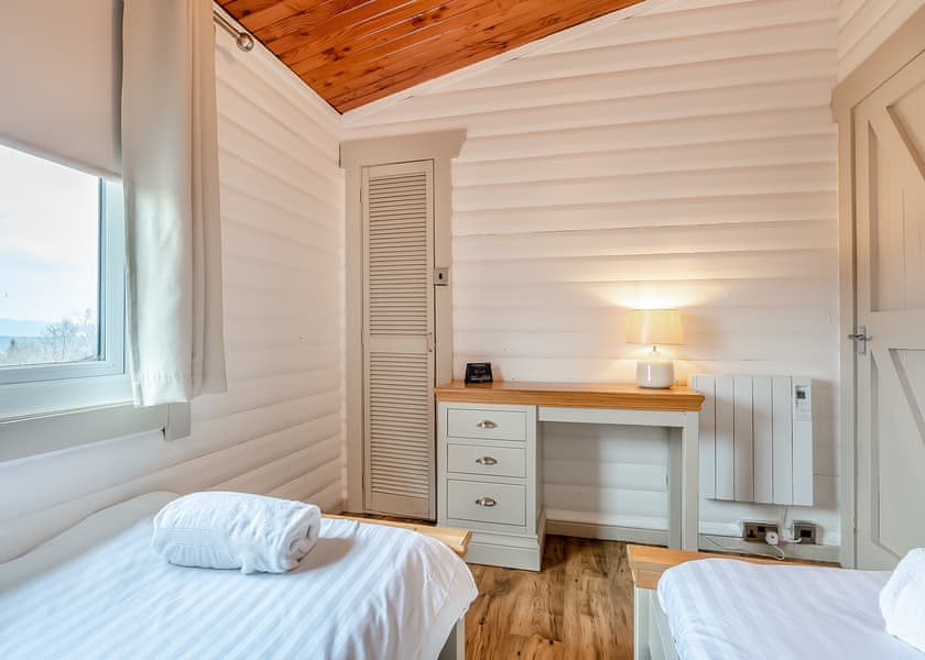 Elf Kirk Spa (Pet) - Kielder Waterside, Kielder Water and Forest Park