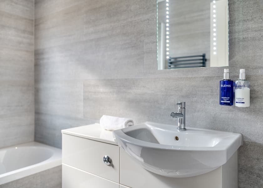 Elf Kirk Spa (Pet) - Kielder Waterside, Kielder Water and Forest Park