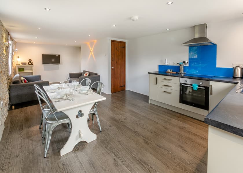 Granary Cottage - Kilminorth Cottages, Watergate, Looe