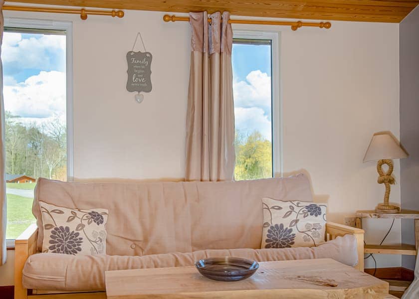 The Surrey Lodge - Kiplin Lodges, Kiplin Lodges
