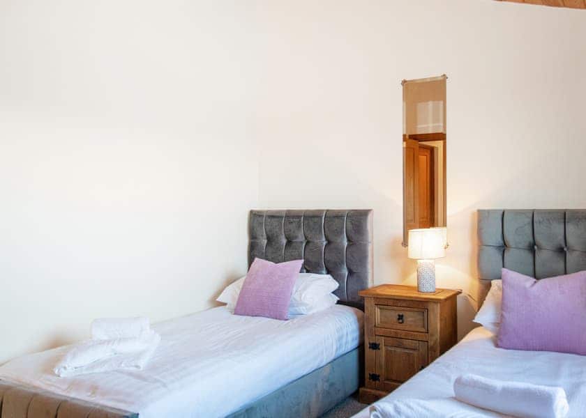 Lancashire Lodge - Kiplin Lodges, Kiplin Lodges