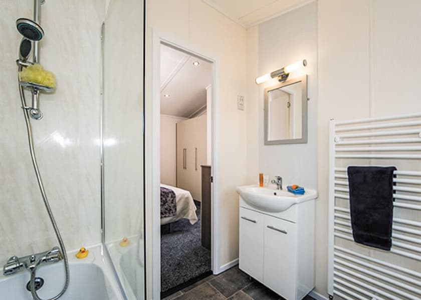 Typical KI 2 Bed Platinum Lodge (Sat) | Killigarth Manor, Polperro