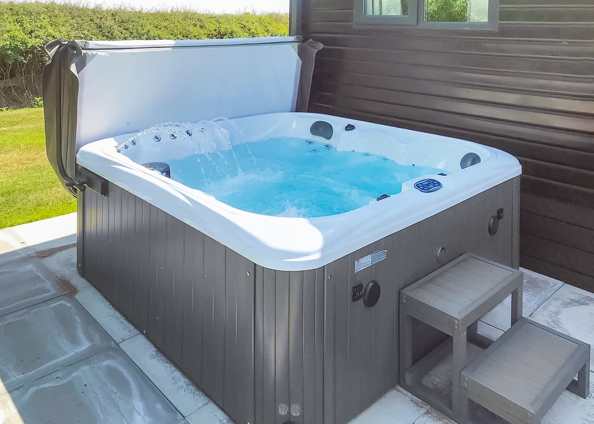 King Richard's Country Lodges - Holiday lodge in Central England - Image 2