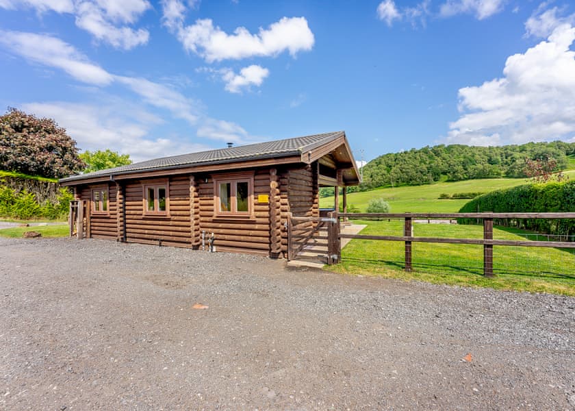 The Paw Pad - Kitty’s View Country Lodges, Broxton, Nr Chester