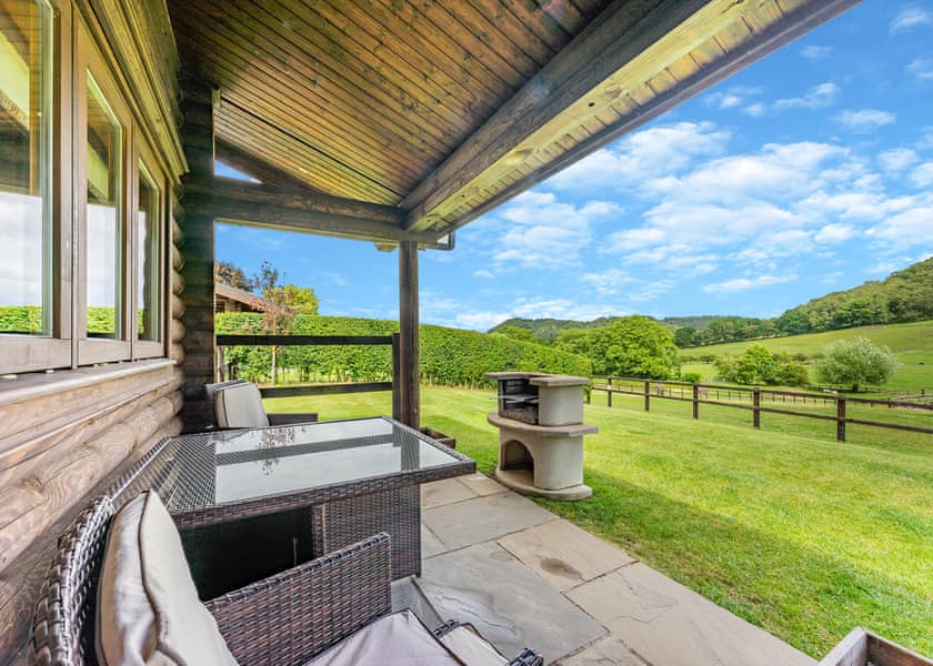 Pheasants Run - Kitty’s View Country Lodges, Broxton, Nr Chester