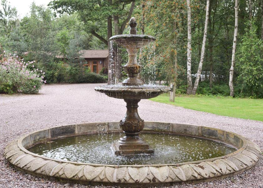 Ladera Retreat Lodges, Eaton, Congleton
