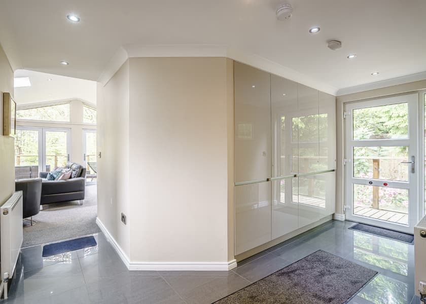 Sparrows Nest - Ladera Retreat Lodges, Eaton, Congleton