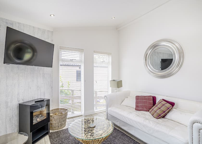 Aspen Views - Ladera Retreat Lodges, Eaton, Congleton