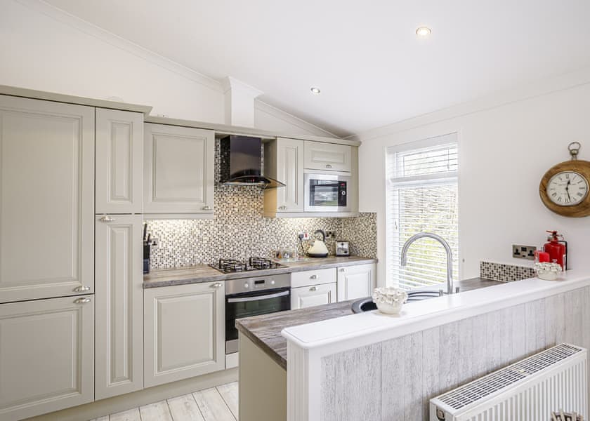 Aspen Views - Ladera Retreat Lodges, Eaton, Congleton