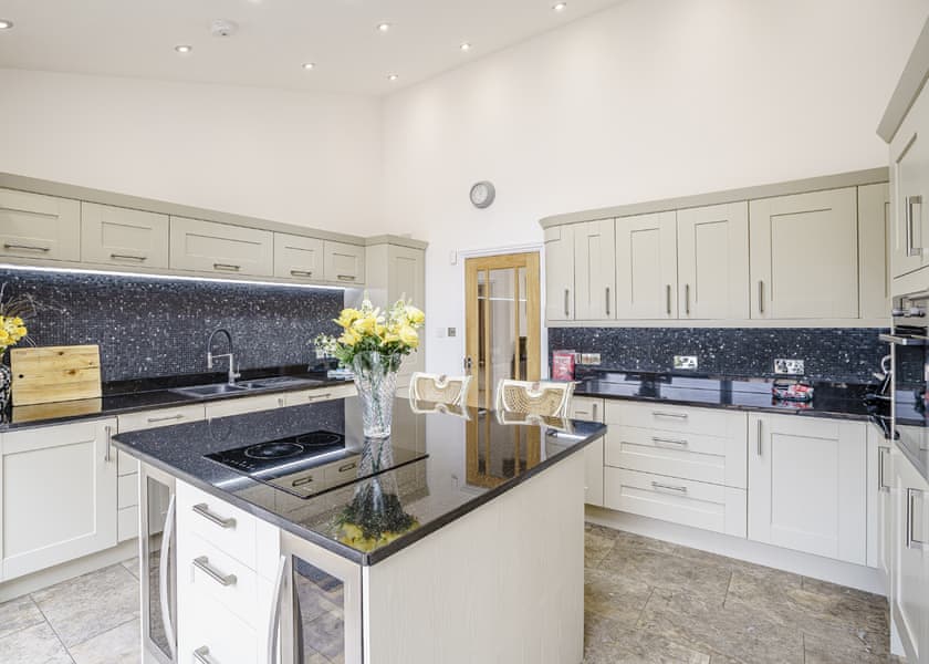 The Stables Retreat - Ladera Retreat Lodges, Eaton, Congleton