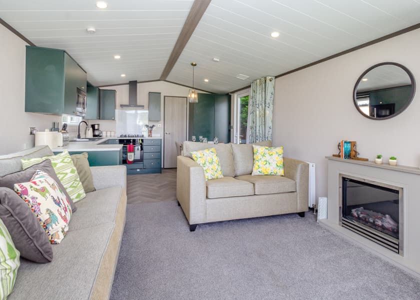 The Lakeland - Ladera Retreat Lodges, Eaton, Congleton
