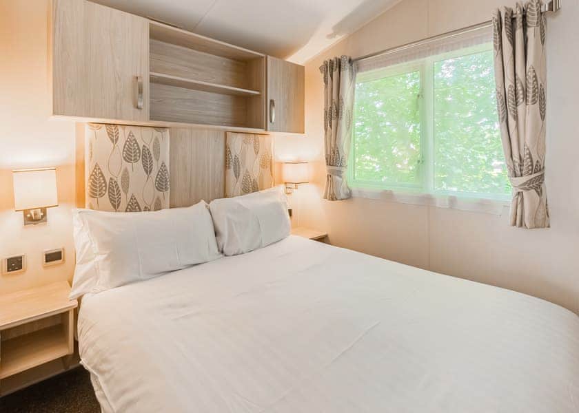 Chestnut Plus - Lady’s Mile Holiday Park, Dawlish