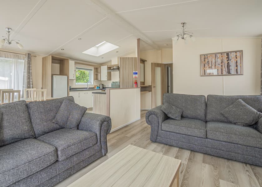 Meadow Lodge 2 (Pet) - Lady’s Mile Holiday Park, Dawlish