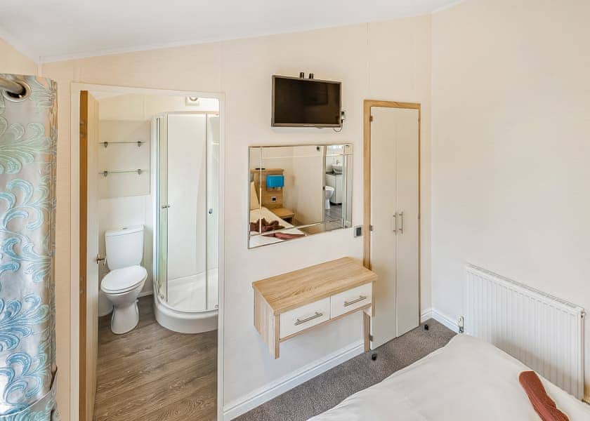 Hornbeam (Pet) - Lady’s Mile Holiday Park, Dawlish