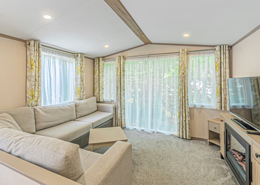 Juniper 3 (Pet) - Lady’s Mile Holiday Park, Dawlish