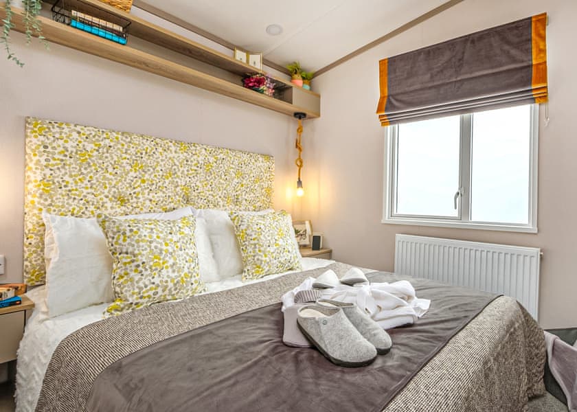 Juniper 3 (Pet) - Lady’s Mile Holiday Park, Dawlish