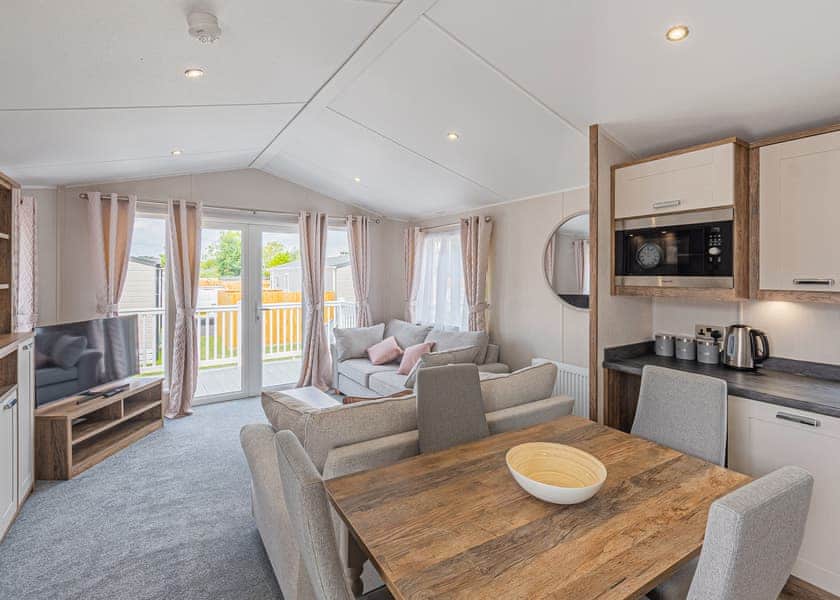 Ivy Platinum - Lady’s Mile Holiday Park, Dawlish