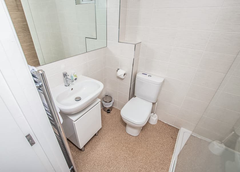 Ladram Seaview Apartment - Ladram Bay Holiday Park, Budleigh Salterton