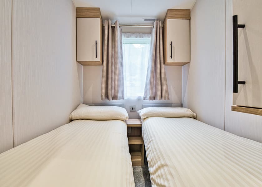 Gold Caravan 3 (Pet) - Loch Awe Holiday Park, Bridge of Awe, Taynuilt, Argyll