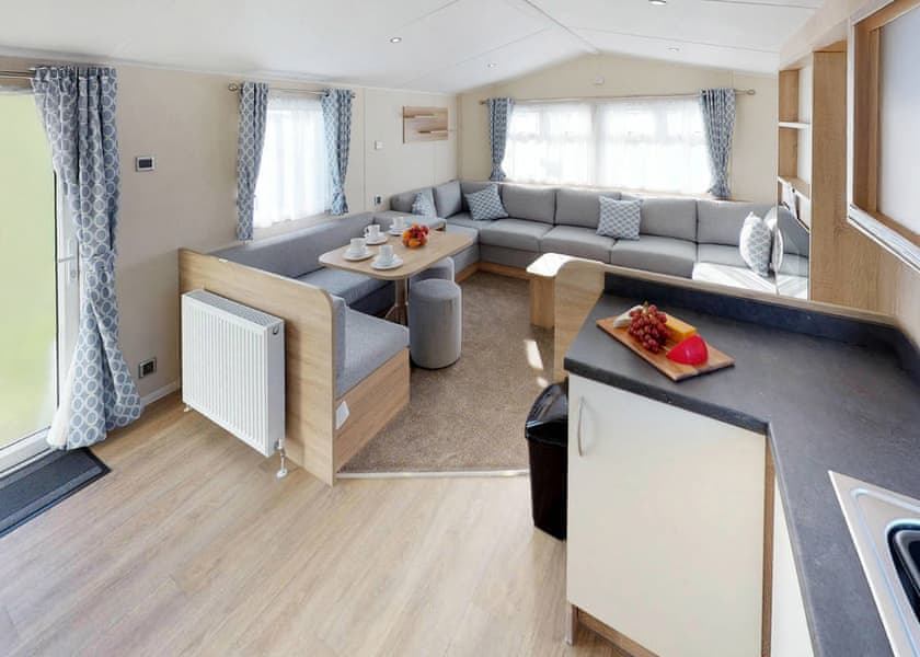 Gold 2 Caravan (Pet) - Chichester Lakeside Holiday Park, Chichester