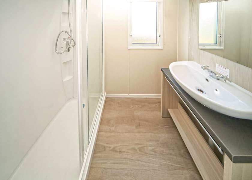 Gold  3 Caravan - Chichester Lakeside Holiday Park, Chichester