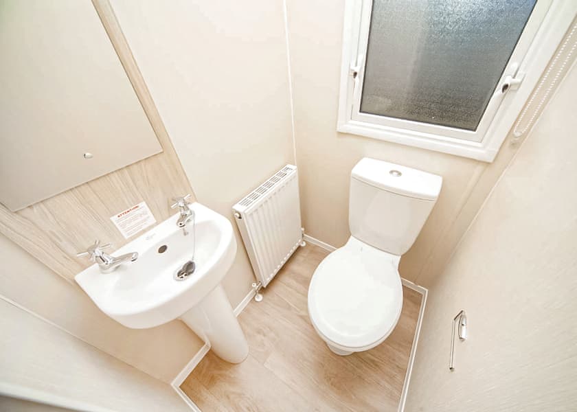 Gold  3 Caravan - Chichester Lakeside Holiday Park, Chichester