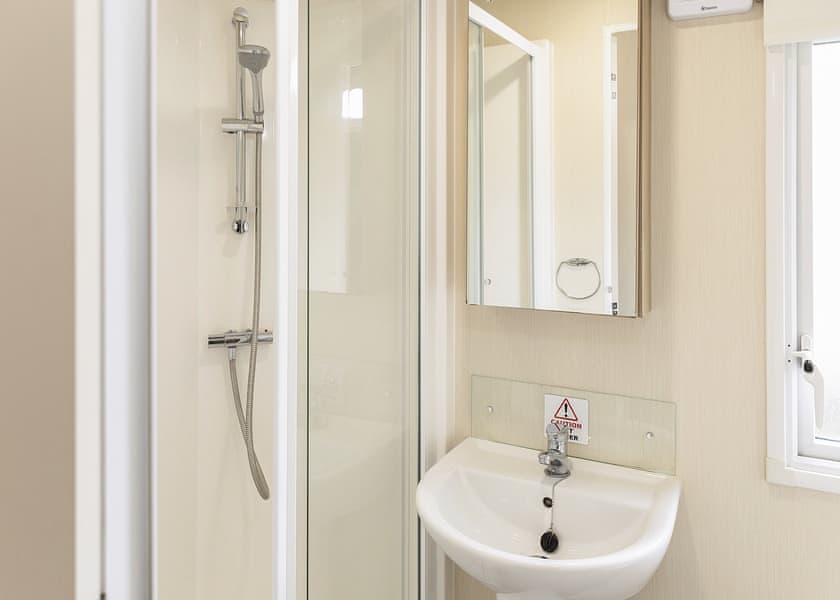 Gold  3 Caravan (Pet) - Chichester Lakeside Holiday Park, Chichester