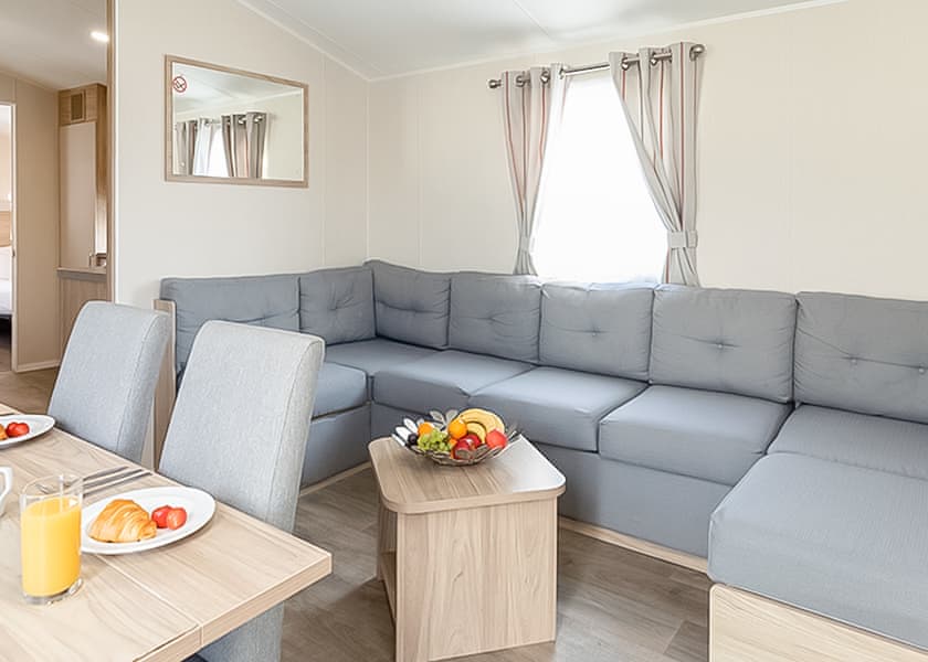 Gold 4 Caravan - Chichester Lakeside Holiday Park, Chichester