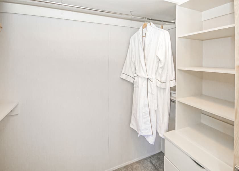 Platinum 2 Lodge - Chichester Lakeside Holiday Park, Chichester