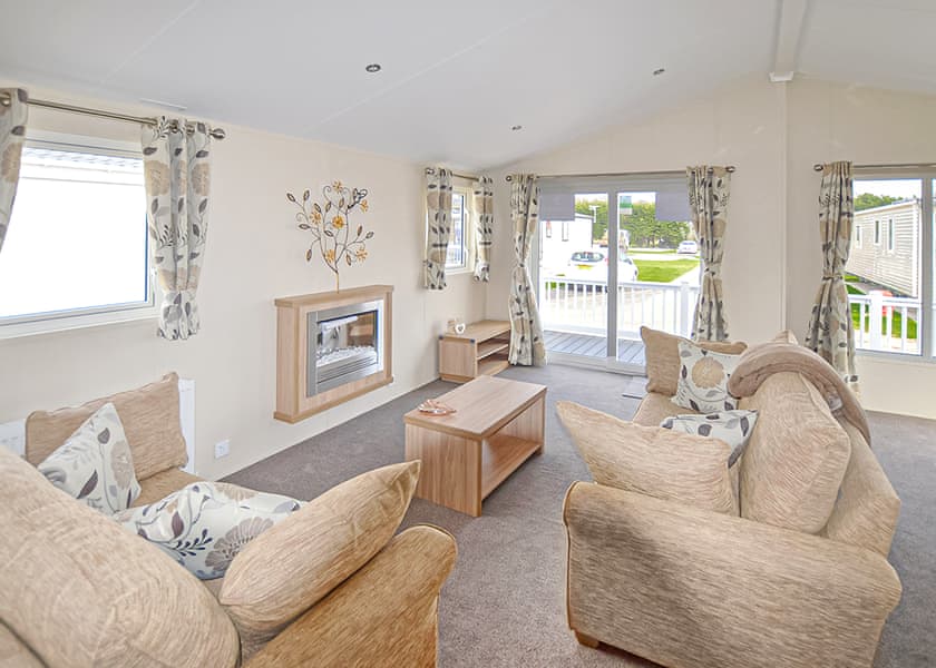 Platinum 3 Lodge - Chichester Lakeside Holiday Park, Chichester