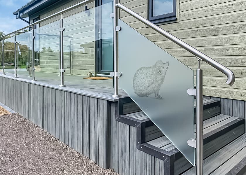 Hedgehog Lodge - Lakeside Luxury Lodges, Thorney, Nr Lincoln