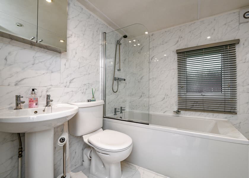 Lakeside 22 - South Lakeland Leisure Village, Carnforth