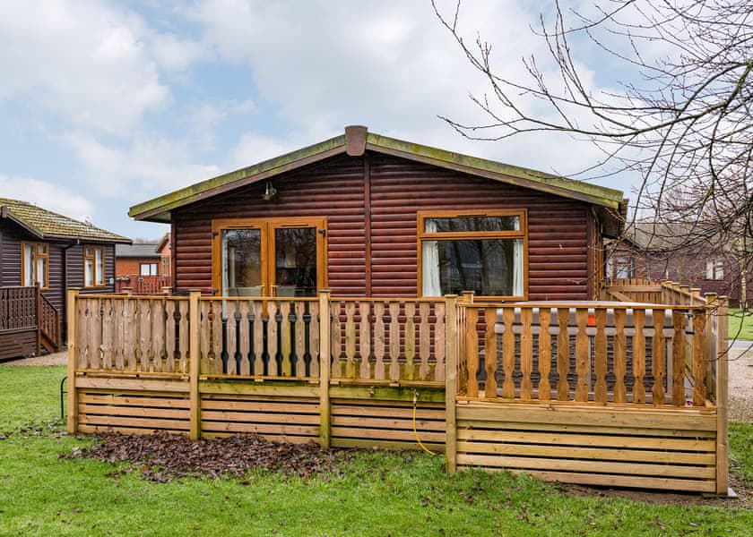 Lakeside 32 - South Lakeland Leisure Village, Carnforth