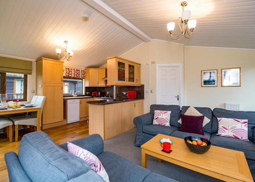 Lakeside 32 - South Lakeland Leisure Village, Carnforth
