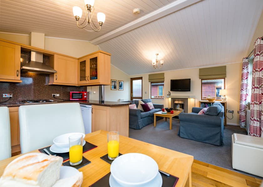 Lakeside 32 - South Lakeland Leisure Village, Carnforth