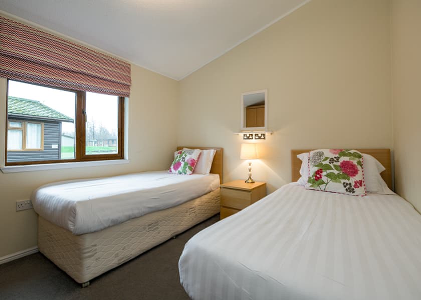 Lakeside 32 - South Lakeland Leisure Village, Carnforth