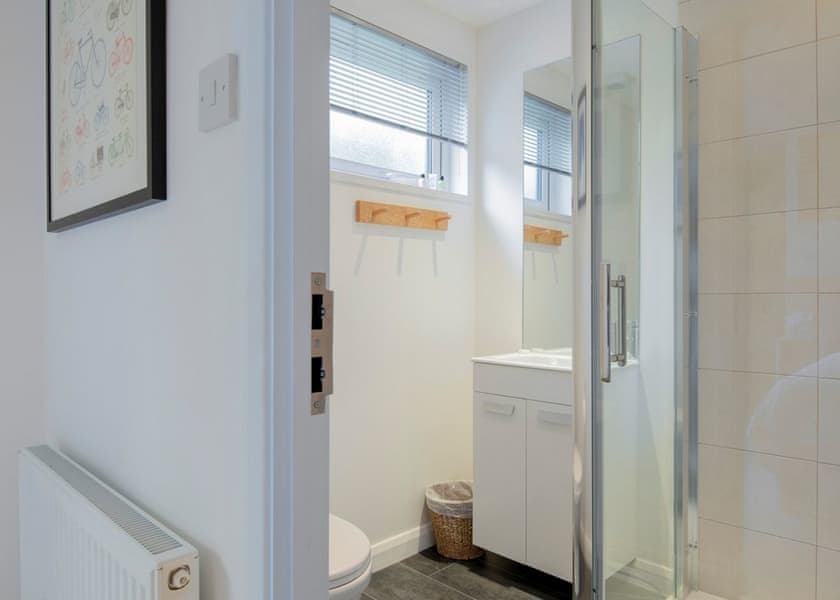 Lake View 2 bedroom lodge - Lakeview Manor Lodges, Dunkeswell, Honiton